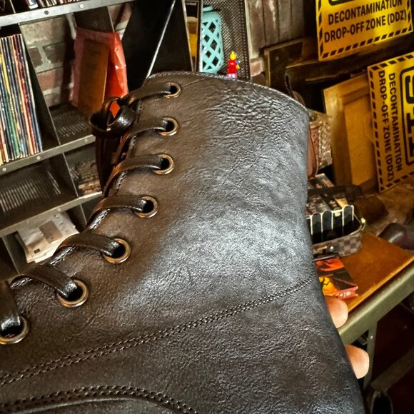 $1198 JOHN VARVATOS 25th Anniversary 525 COMBAT BOOTS (sz 8.5) - Picture 14 of 16